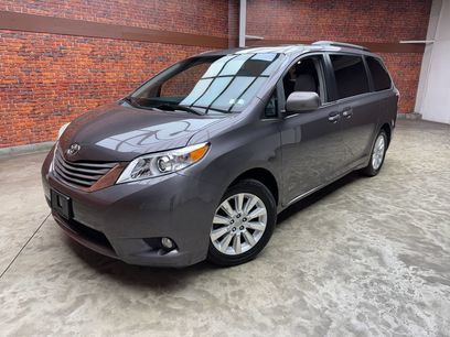 Used 2015 Toyota Sienna XLE w/ XLE Navigation Package