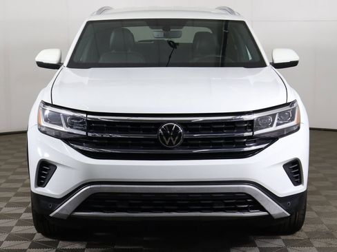 Used 2022 Volkswagen Atlas Cross Sport SE FWD image 11
