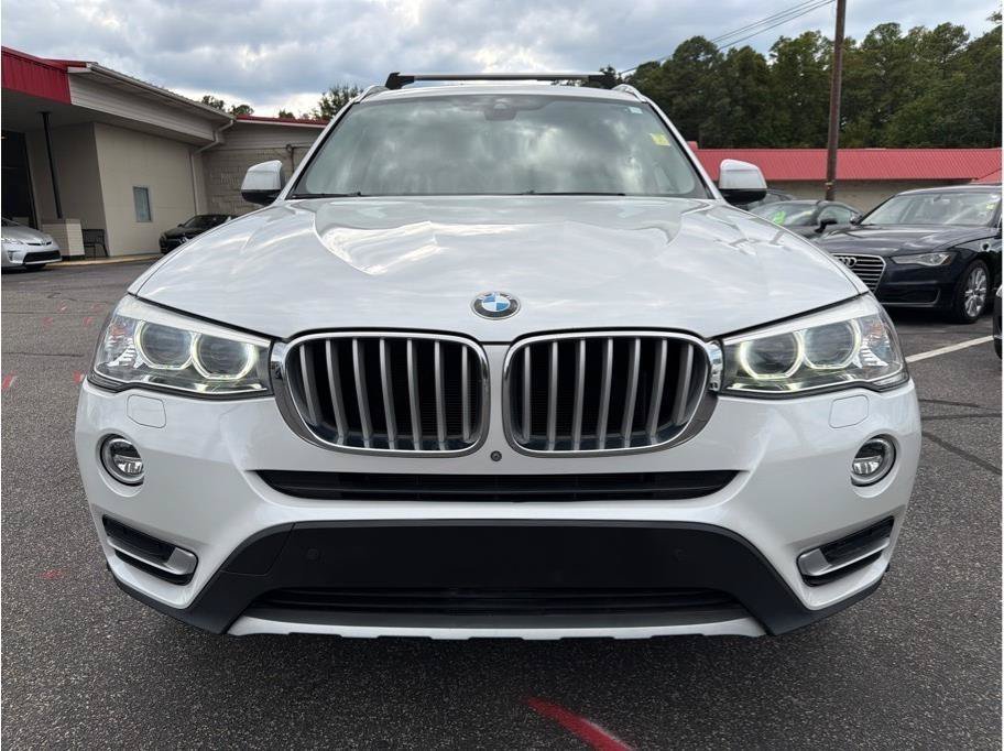 Used 2017 BMW X3 xDrive28i AWD/4WD image 2