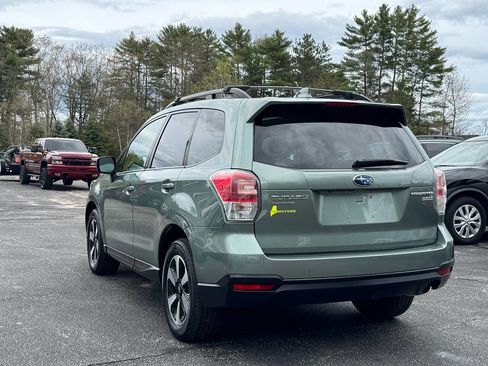 Used 2017 Subaru Forester 2.5i Premium w/ All-Weather Package AWD/4WD image 5