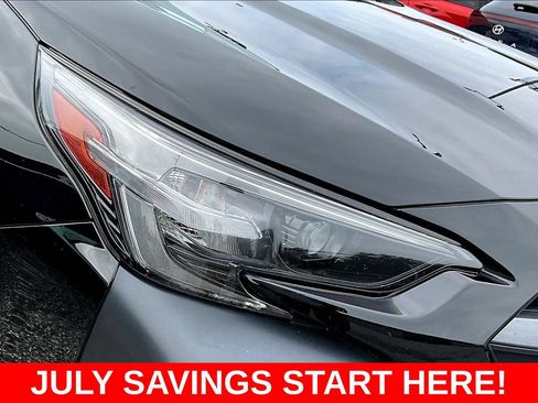 Used 2024 Subaru Outback Premium AWD/4WD image 39