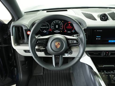New 2026 Porsche Cayenne Coupe image 13