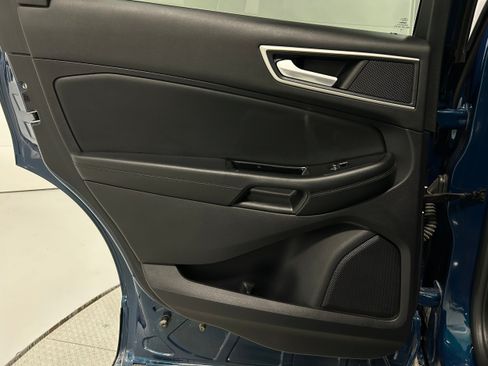 Used 2020 Ford Edge SEL w/ Convenience Package AWD/4WD image 26