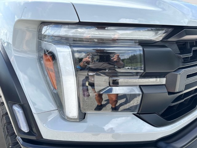 Used 2024 Ford F150 Raptor AWD/4WD image 10