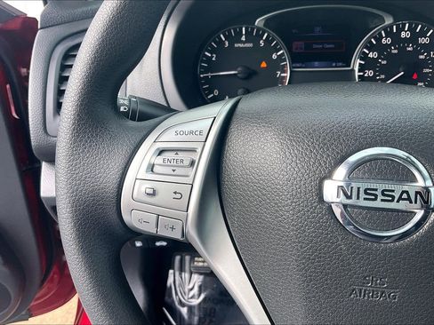 Used 2018 Nissan Altima 2.5 S w/ S Convenience Package image 23