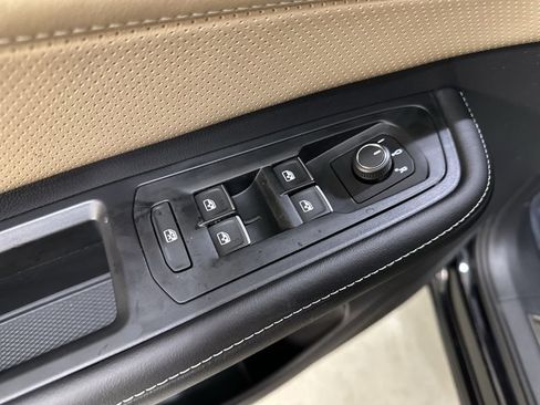 New 2026 Volkswagen Atlas Cross Sport SE AWD/4WD image 19