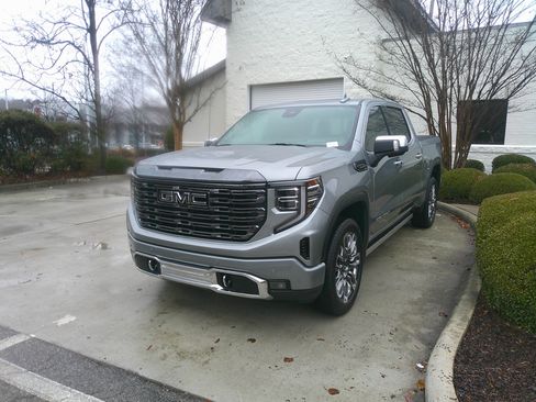 Used 2024 GMC Sierra 1500 Denali Ultimate image 6