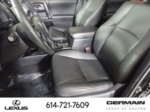 Used 2021 Toyota 4Runner TRD Off-Road Premium w/ Moonroof Package AWD/4WD image 20