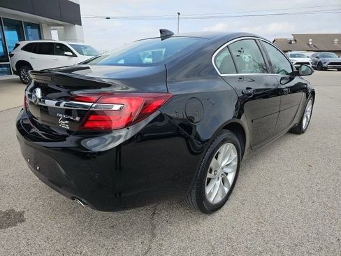 Used 2015 Buick Regal Premium w/ Experience Buick Package image 7