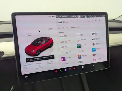 Used 2024 Tesla Model Y Long Range image 10