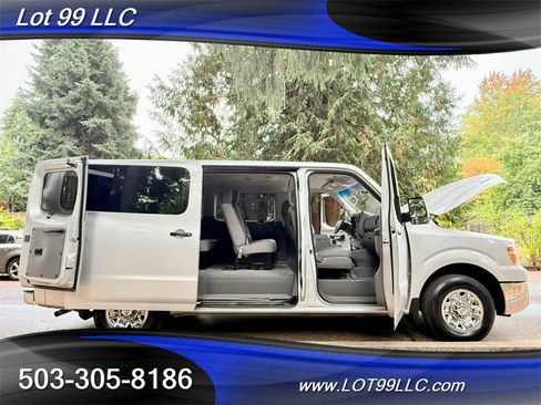 Used 2021 Nissan NV 3500 SV image 20