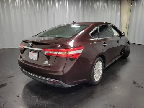 Used 2014 Toyota Avalon Limited w/ Technology Package FWD image 8