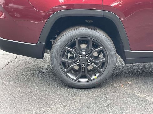 New 2025 Jeep Grand Cherokee L Limited image 13