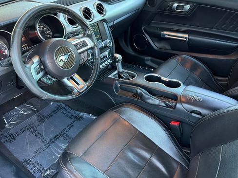 Used 2018 Ford Mustang GT Premium RWD image 12