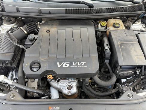 Used 2011 Buick LaCrosse CXL image 15