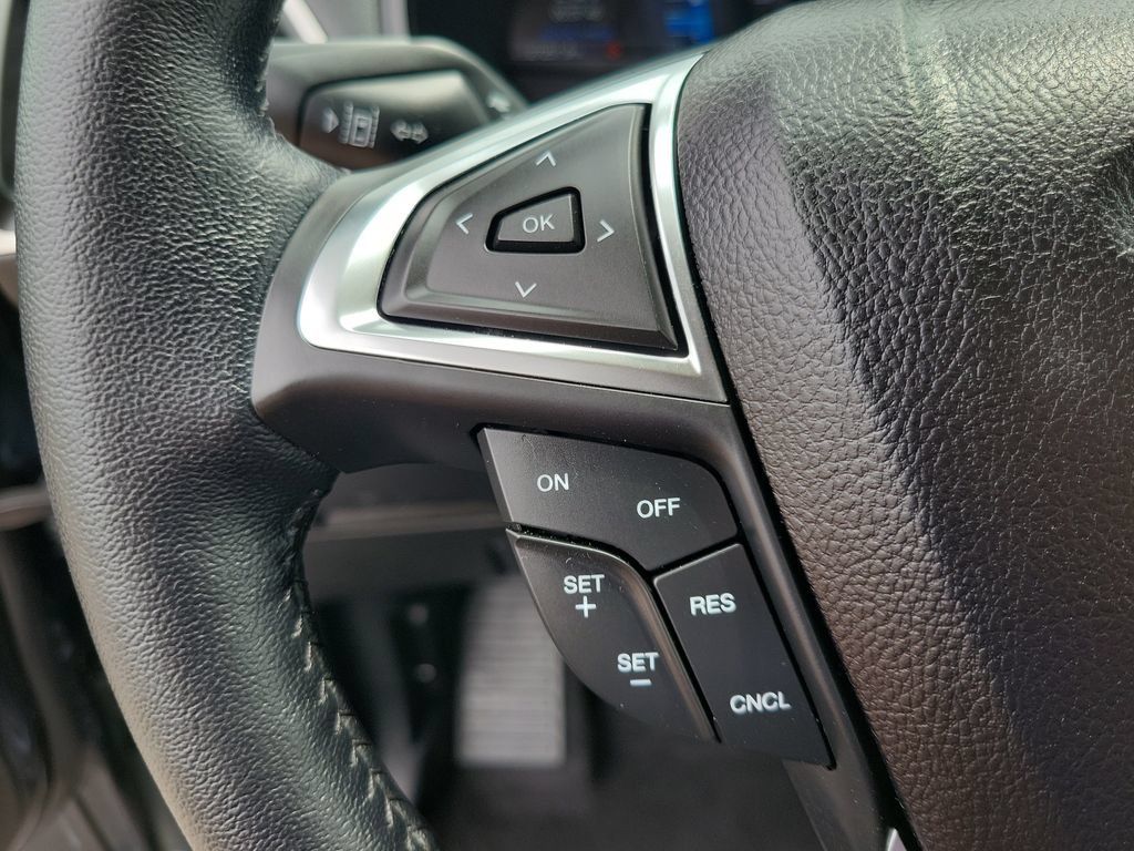 Used 2023 Ford Edge SEL w/ Convenience Package AWD/4WD image 24