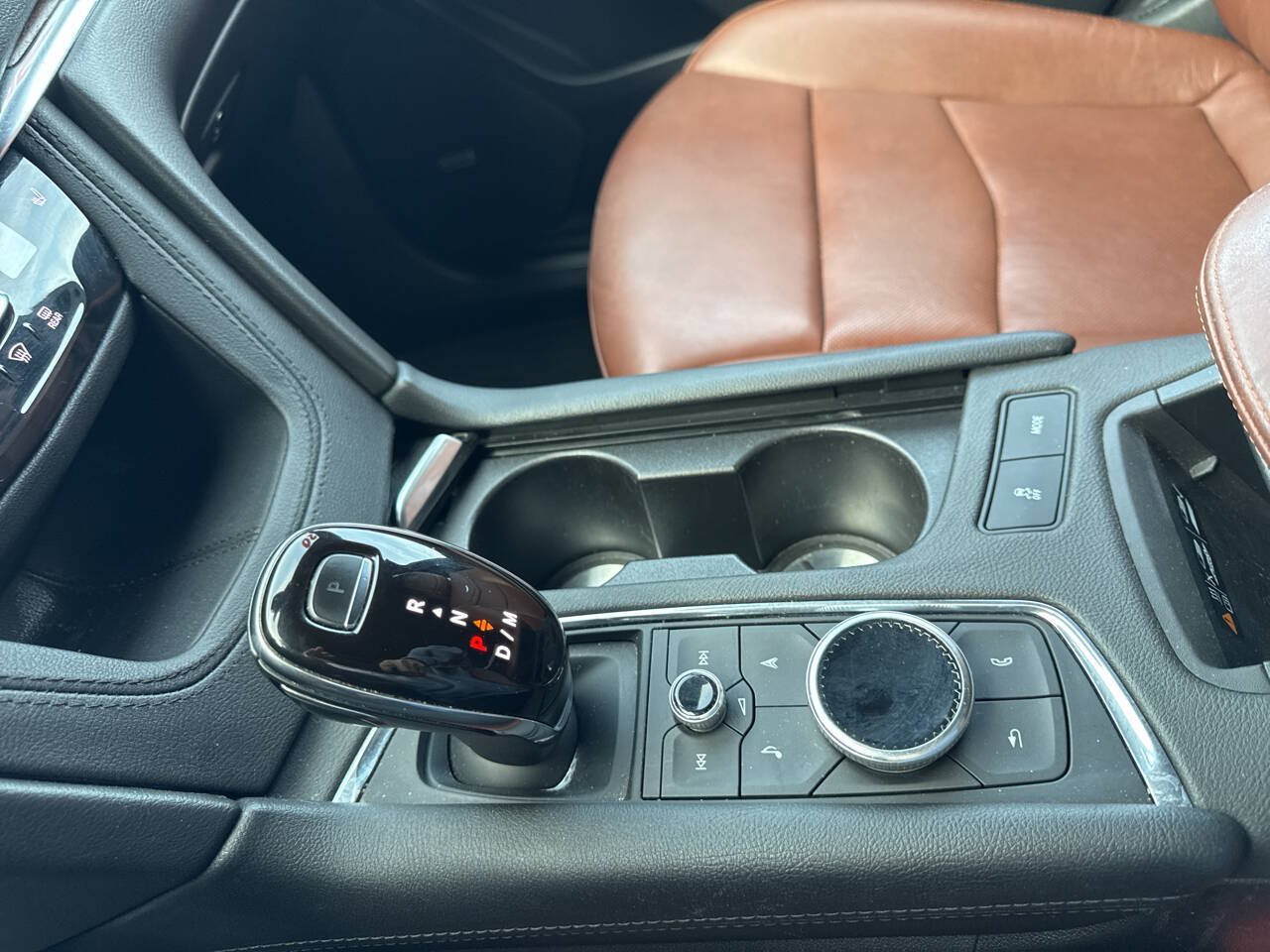 Used 2020 Cadillac XT5 Premium Luxury AWD/4WD image 30