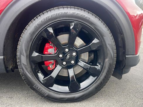 Used 2023 Ford Explorer ST w/ Equipment Group 401A image 9