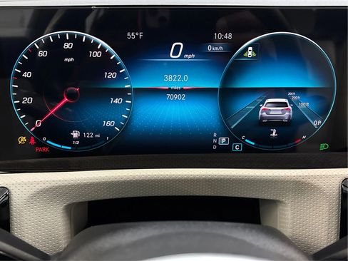 Used 2022 Mercedes-Benz CLA 250 4MATIC image 23