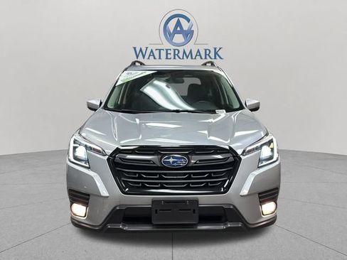 Used 2023 Subaru Forester Limited AWD/4WD image 10