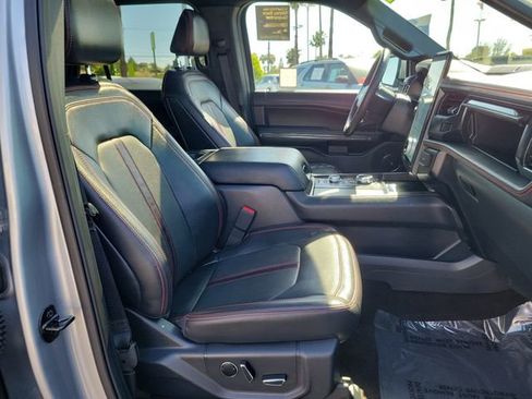Certified 2022 Ford Expedition Limited image 19