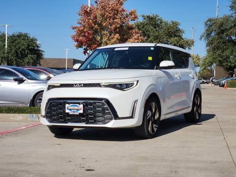 Certified 2025 Kia Soul GT-Line w/ GT-Line Technology Package image 3