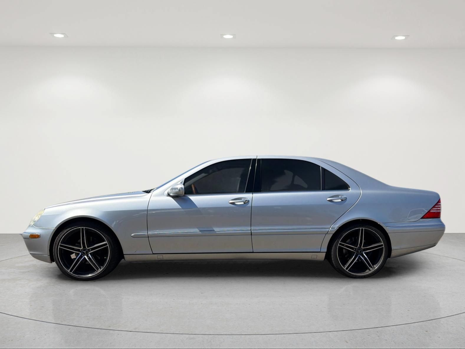Used 2005 Mercedes-Benz S 430 image 2