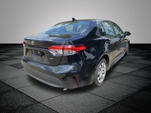 Used 2023 Toyota Corolla LE FWD image 12
