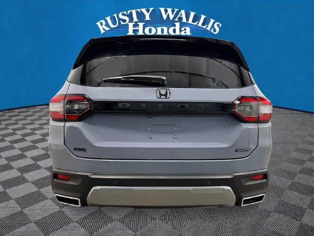 New 2026 Honda Pilot Touring image 4