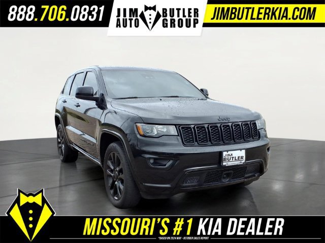 Used 2020 Jeep Grand Cherokee Altitude AWD/4WD image 25