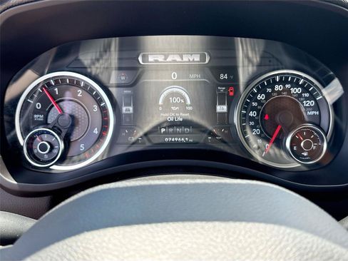 Used 2023 RAM 2500 Laramie AWD/4WD image 12