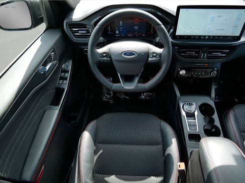 Used 2024 Ford Escape ST-Line w/ Tech Pack #1 AWD/4WD image 13