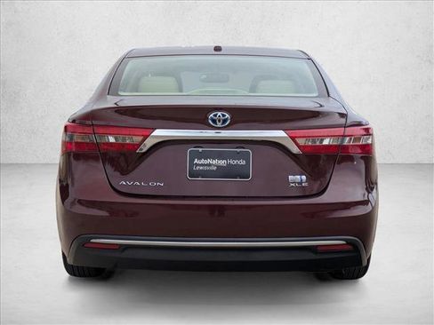Used 2016 Toyota Avalon XLE Premium image 7