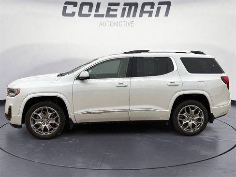 Used 2022 GMC Acadia Denali w/ Denali Ultimate Package image 2