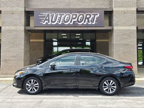 Used 2024 Nissan Versa S w/ S Plus Package FWD image 5