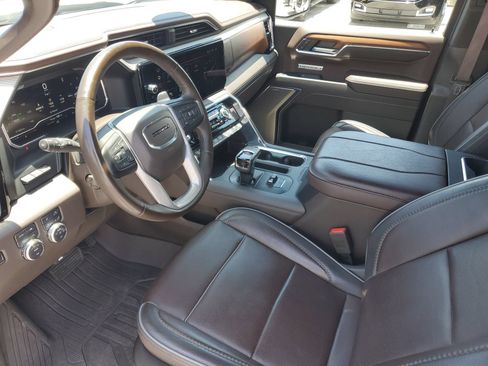 Used 2023 GMC Sierra 1500 Denali w/ Denali Reserve Package AWD/4WD image 22