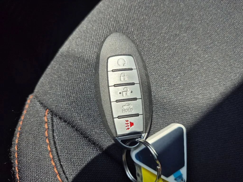 Used 2021 Nissan Sentra SR FWD image 33