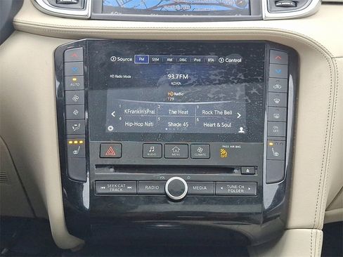 Used 2019 INFINITI QX50 Essential w/ Premium Heat Package image 16