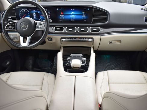 Used 2020 Mercedes-Benz GLE 350 4MATIC w/ Premium Package image 18