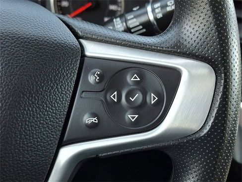 Used 2023 GMC Acadia SLE w/ Driver Convenience Package image 23