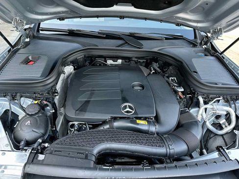 Certified 2022 Mercedes-Benz GLC 300 image 30