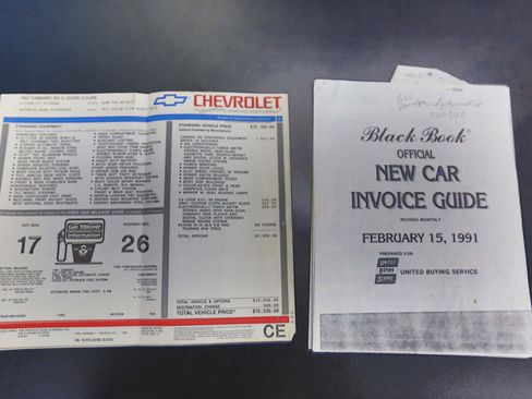 Used 1991 Chevrolet Camaro RS image 21