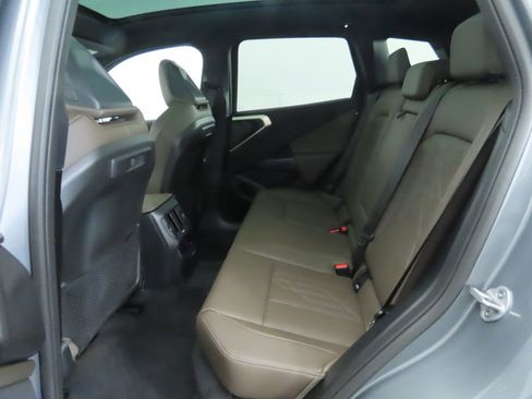 Used 2025 BMW X3 xDrive30i w/ Premium Package image 23