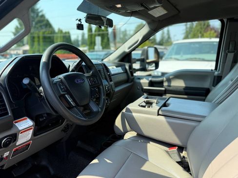 Used 2019 Ford F550 2WD SuperCab Super Duty image 47