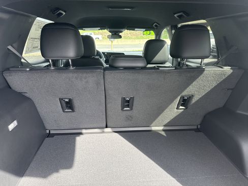 New 2026 Chevrolet Equinox LT AWD/4WD image 5