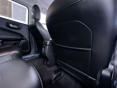 Used 2020 Jeep Compass Limited AWD/4WD image 39