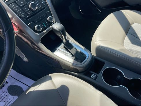 Used 2013 Buick Verano FWD image 17
