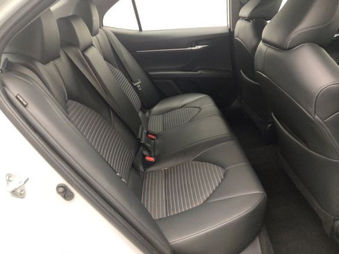 Used 2023 Toyota Camry SE FWD image 19