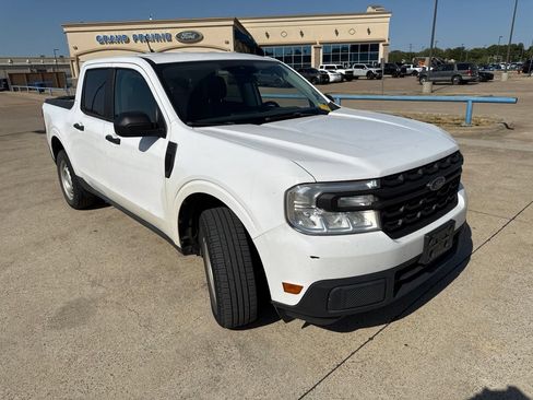 Used 2023 Ford Maverick XL w/ Equipment Group 100A Standard AWD/4WD image 17