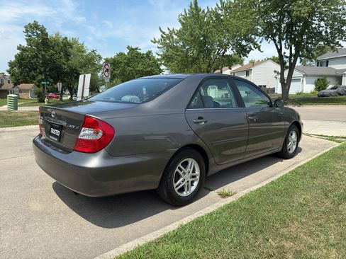Used 2003 Toyota Camry LE image 6